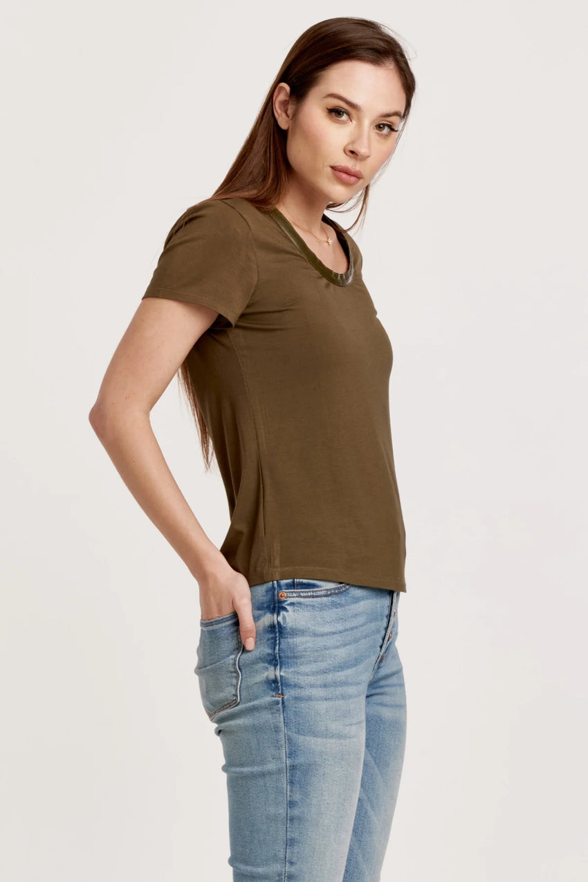 Miranda Vineyard Scoop Neck Tee